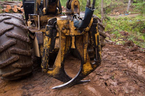 Deere Grapple Skidder