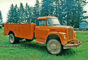 IH 1700 tool truck