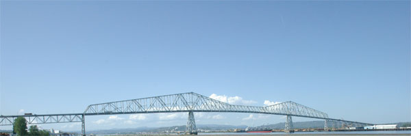 lvwbridge1a.jpg - 13779 Bytes