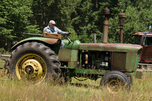 John Deere 5010