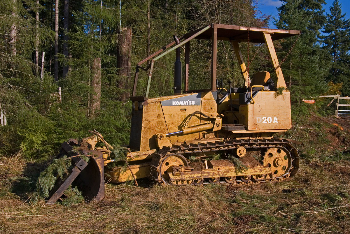 Komatsu D20 Dozer with PAT Blade