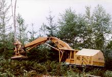 Yutani2a.jpg - 11979 Bytes